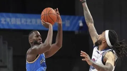 圣保罗巴圣争霸战！五战三捷，首胜曙光初现？